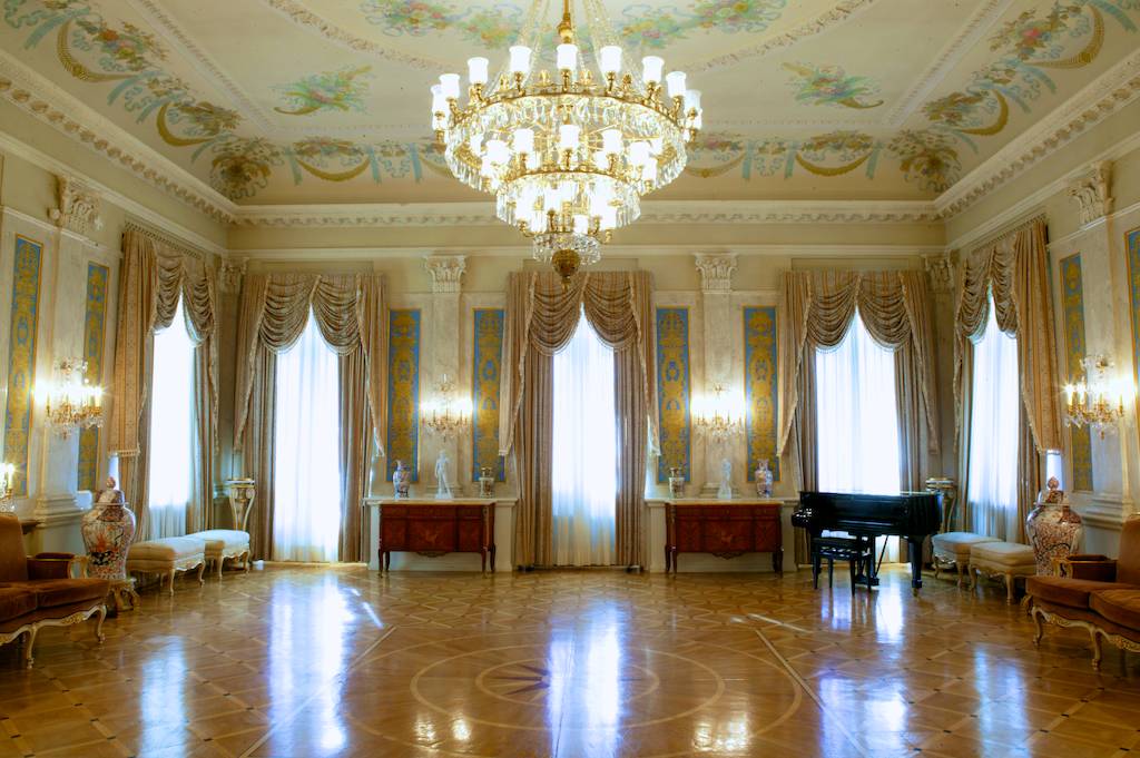 Музыкальный салон 1.jpg